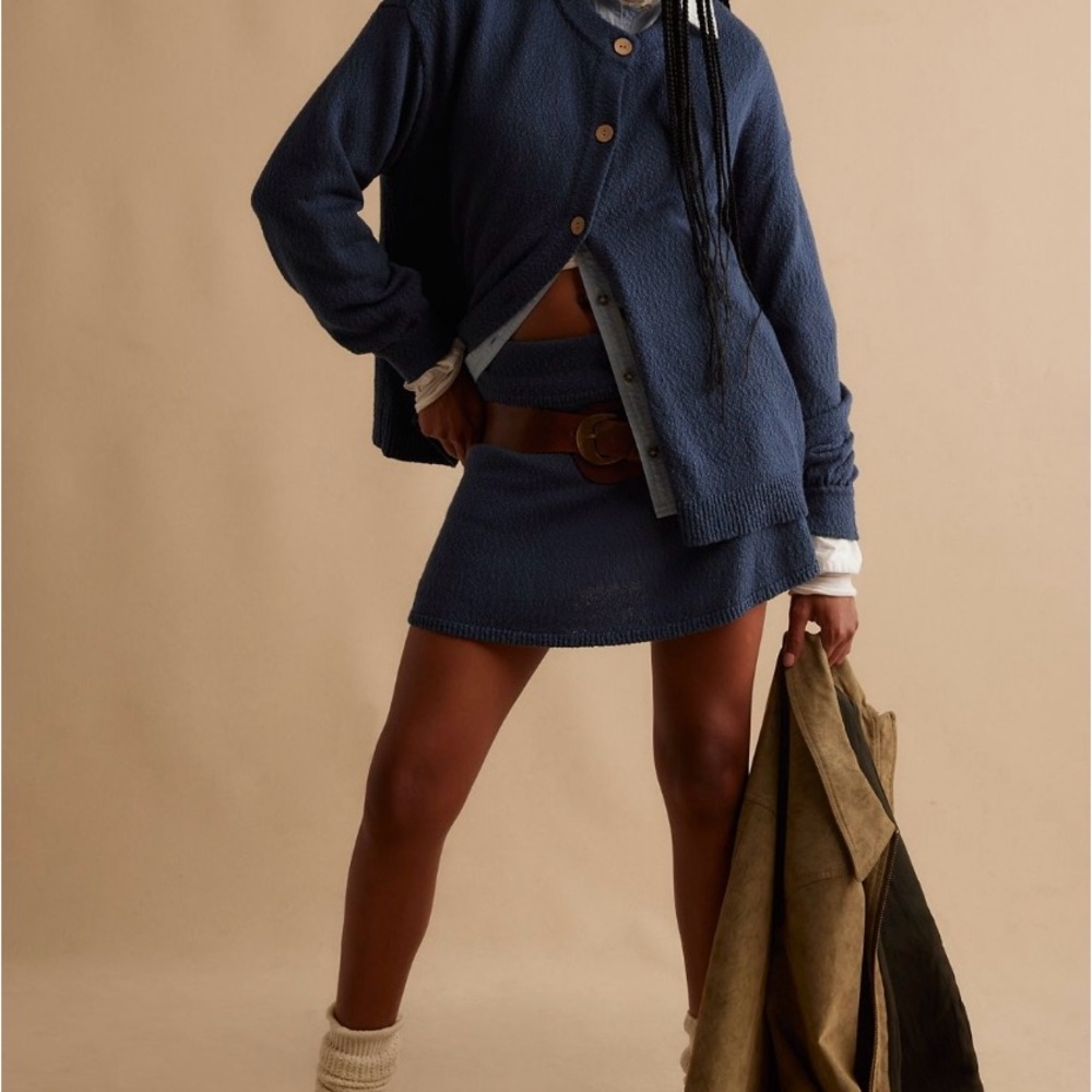 NWOT “Ameena Sweater Skort Set” in “Dark Denim” (Size XS)
